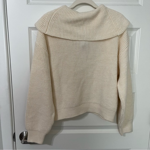 Mango Camp Collar Soft Knit Sweater Label Collar Buttoned Sweater Long Sleeve L - Picture 9 of 9